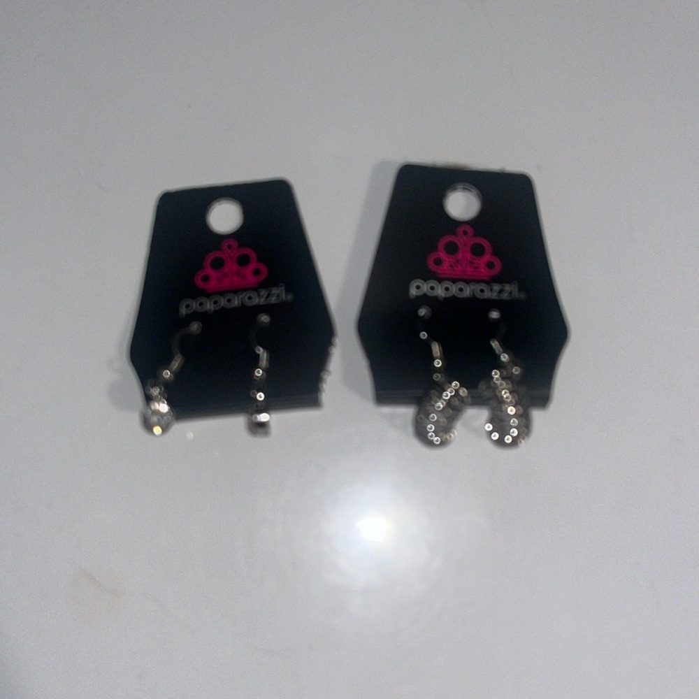 5/$10. Paparrazzi earrings